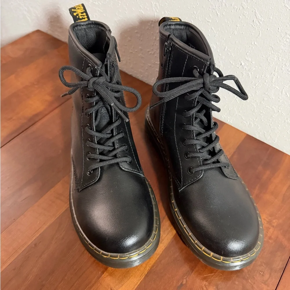 Dr. Martens Zavala Black Leather Lace Up Side Zip Combat Boot Kids 4M EUC